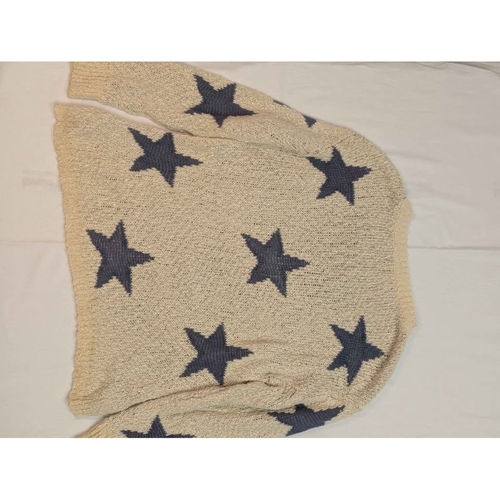 Newbury Kustom Star Sweater XS Cream Blue Knit Hole see pics - Picture 4 of 7